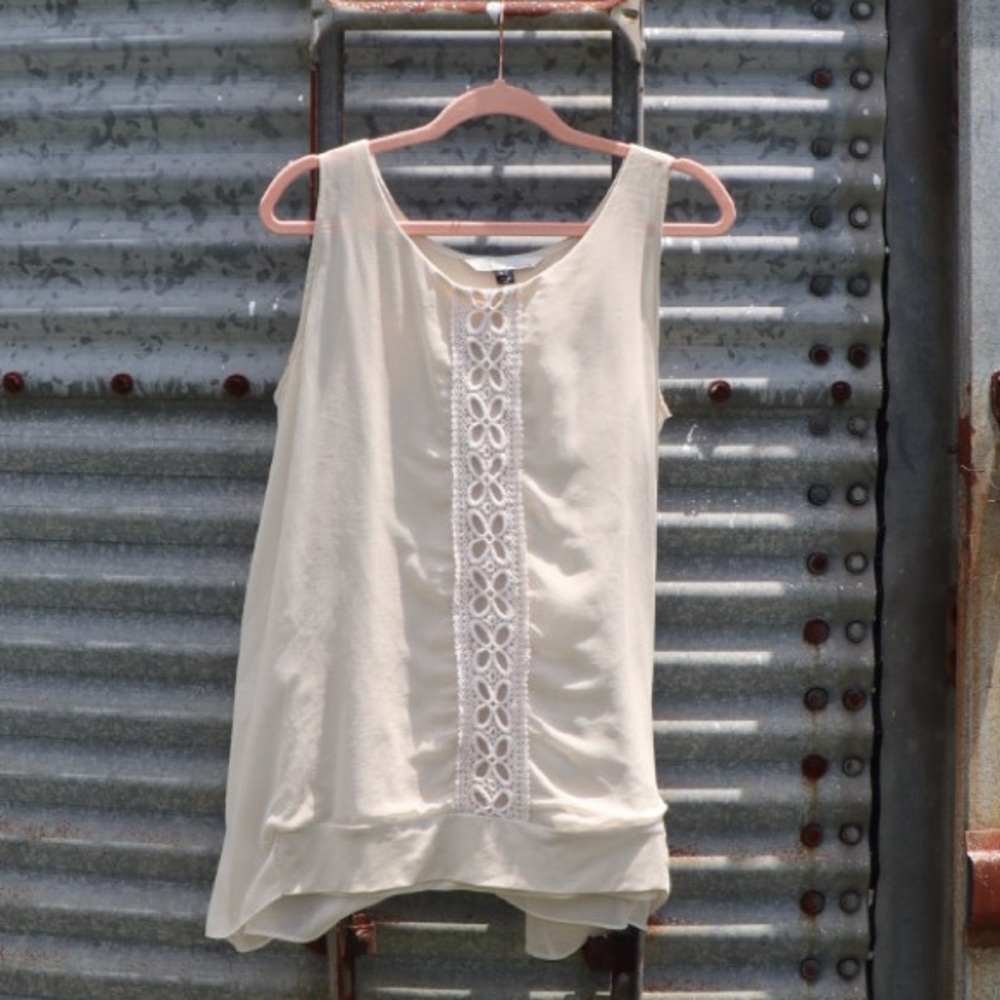 Atina Cristina Cream Sleeveless Blouse